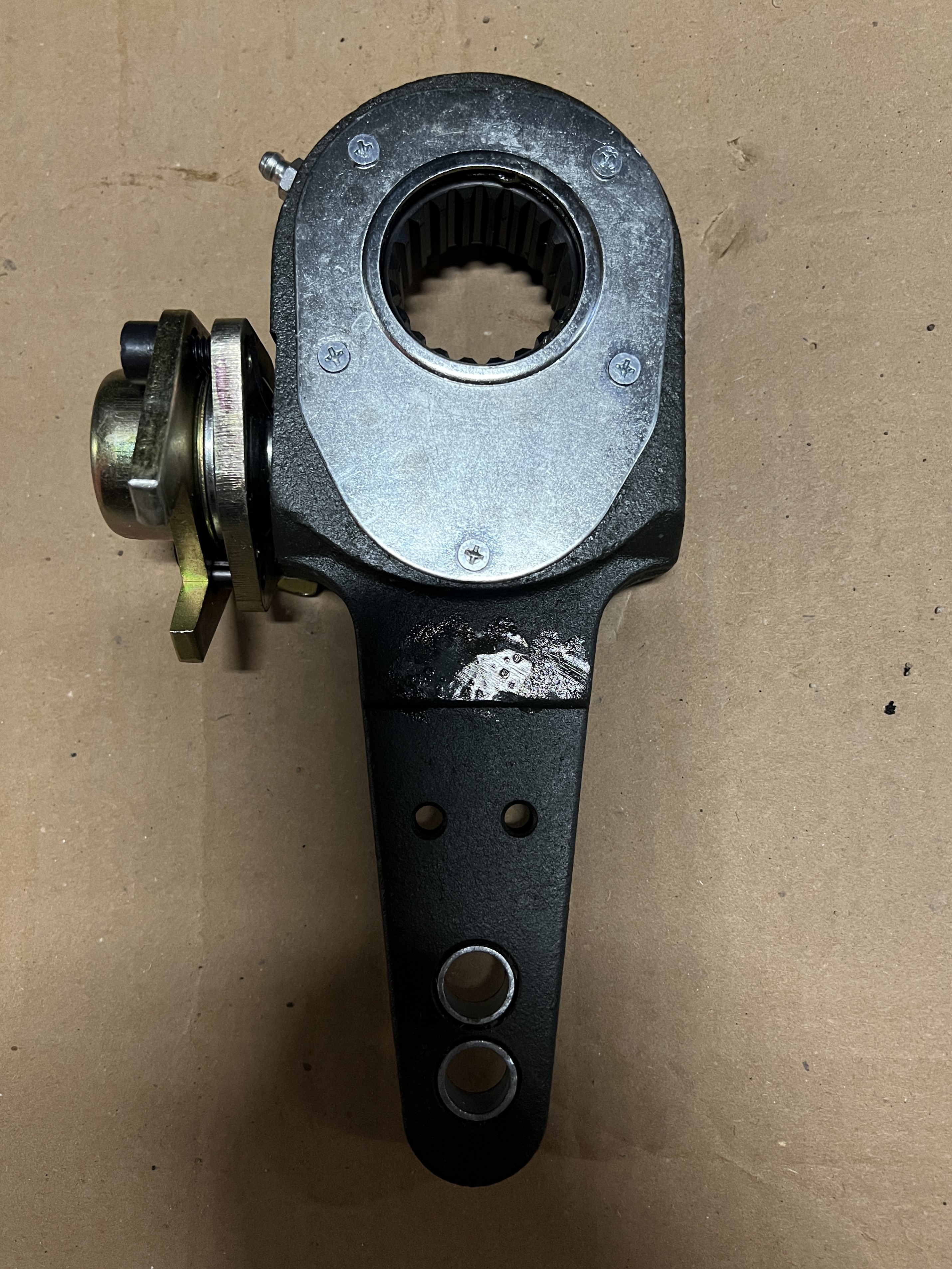 Рычаг тормозной МОМ 2398-907 ОB 